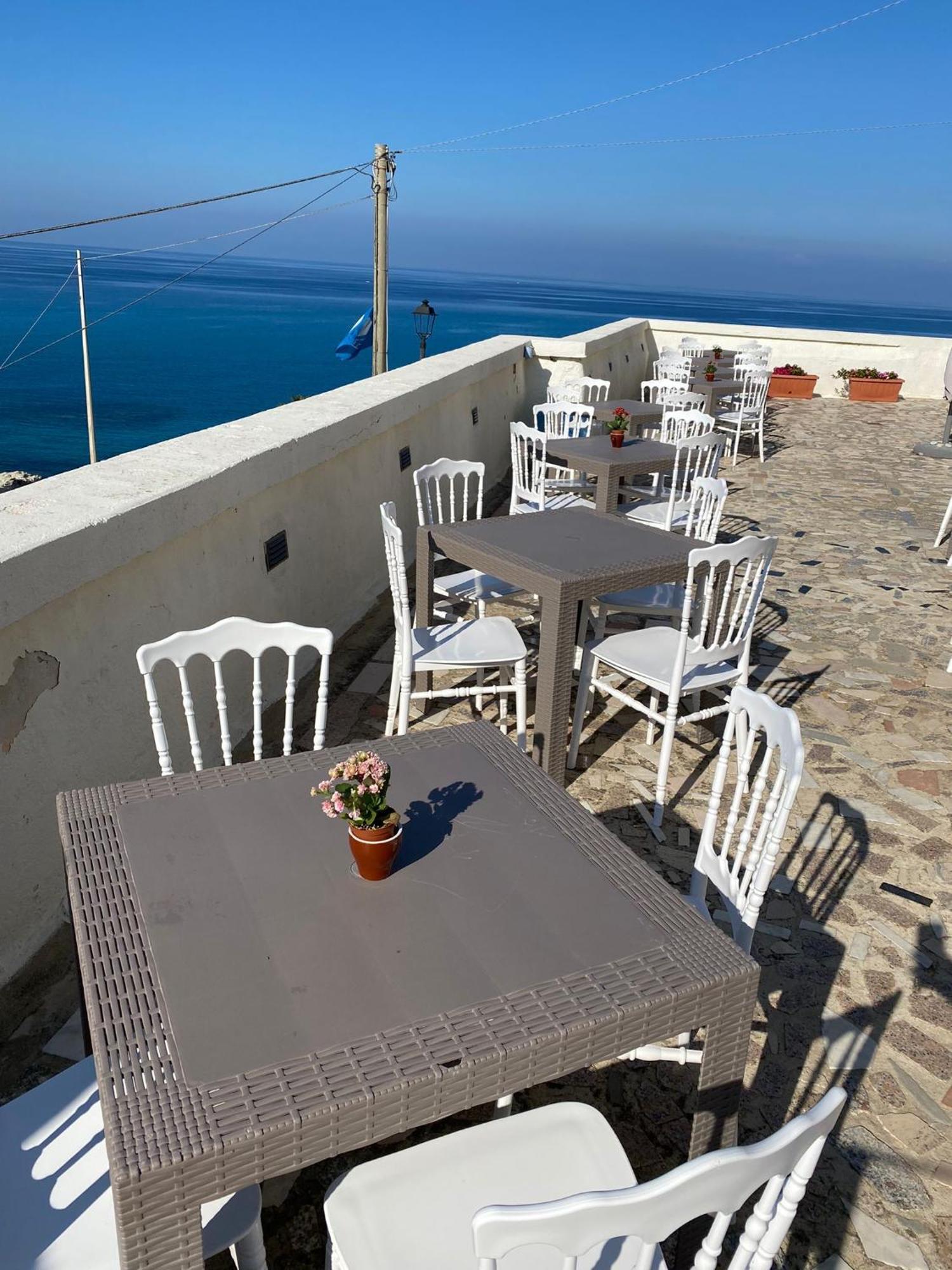 La Locanda Del Convento Tropea Exterior photo